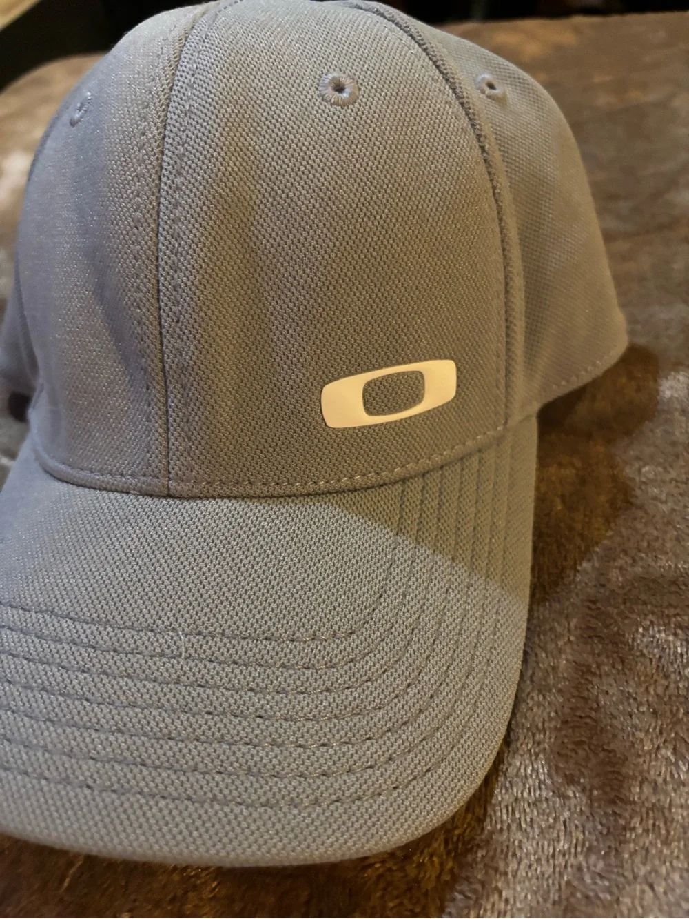 Oakley Men's Baseball Cap - Light Gray with White Logo